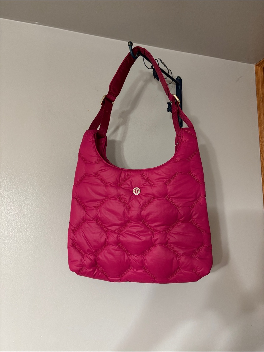 lululemon Quilted Pleasures Shoulder Bag with Adjustable Strap NWT!